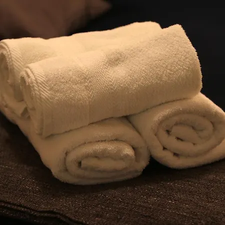 Don Gino לינה וארוחת בוקר מונופולי